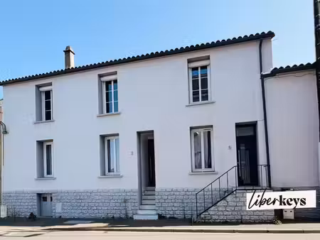 la châtaigneraie – maison de ville 269 m² avec studio indépendant : résidence familiale ou
