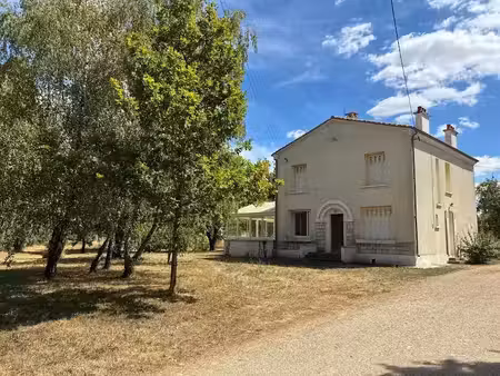 location maison 7 pièces 150 m² à saint-hilaire-la-palud (79210)  1 100 €