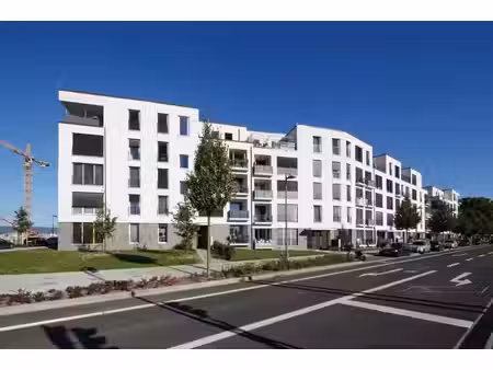 immeuble de rapport comprenant une maison de repos