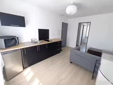 appartement de 23 m2 meublé situé à 300m de l’uco de guingamp
