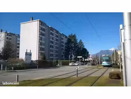 loue f5 87m² proche grenoble écoles tram commerces