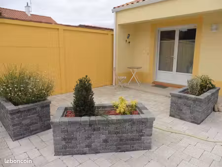 location studio meublé