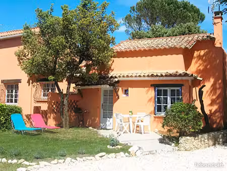 2 pièces en duplex  neuf  10mn uzès  calme  wifi
