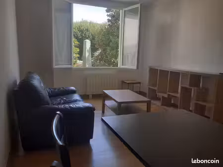 appartement t2 meublé de 38 m2 lumineux