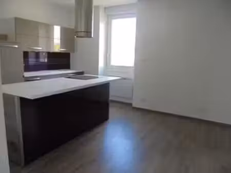 location appartement 2 pièces à montreuil-sur-ille (35440) : à louer 2 pièces / 53m² montr