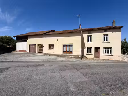 maison de 161 m² à villefavard