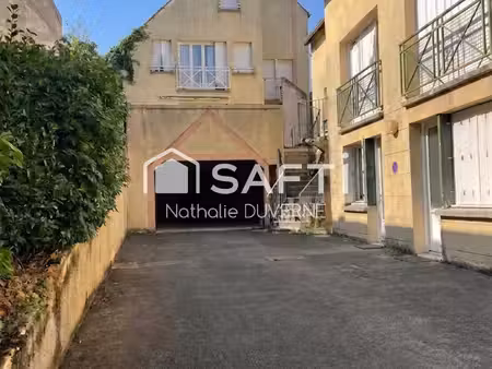 appartement t3 - 63 m2 - terrasse 30 m2 - rer c - idéal investisseur