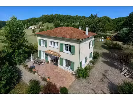 belle maison de 4 chambres proche perigueux et bergerac !