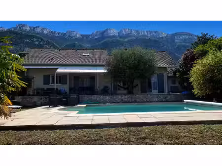 maison à acheter avec terrasse 5 chambres à drumettaz-claraf