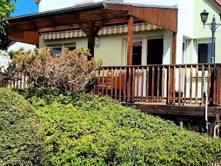 maison familiale avec garages et terrasse à wickerschwihr