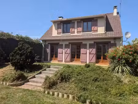 location meublée maison 4 pièces 113 m² à saint-germain-lès-arpajon (91180)  1 850 €