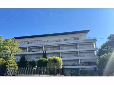 location appartement 3 pièces 74m²