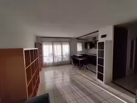 location appartement 2 pièces 47 m² à châtillon (92320)