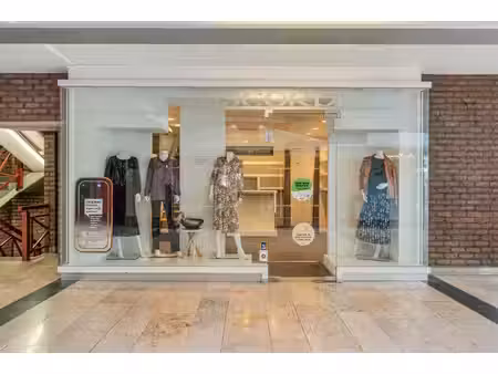 commercieel te koop in genk