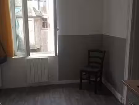 location appartement 2 pièces à auxerre (89000) : à louer 2 pièces / 26m² auxerre