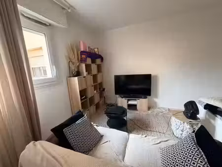 location appartement 1 pièce 33 m² à pau (64000)