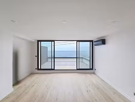 appartement 3 pièces avec vue mer à vendre à donville-les-bains - réf. 258