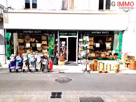 vente locaux professionnels 2 pièces 220 m² à saint-jean-d'angély (17400)  209 000 €