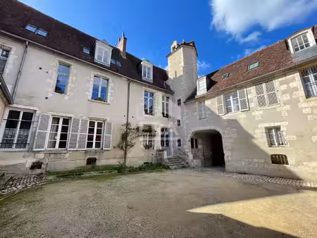 appartement hyper-centre à bourges 4 pièce(s) 96 m2