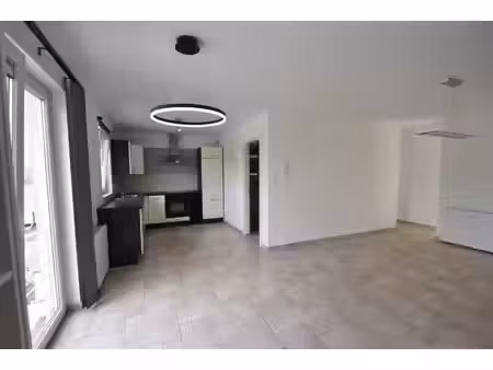 appartement 2 chambres et parking