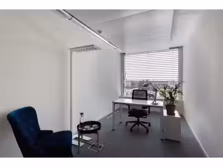 un espace de bureau à spaces diegem airport business centre