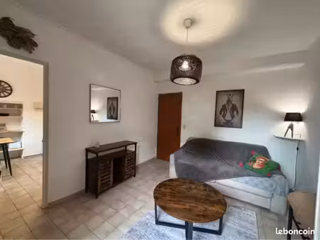 appartement à l'année à calcatoggio