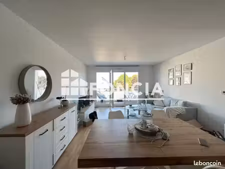 appartement 3 pièces 63 m²