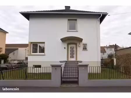 maison familiale 5 pièces de 120 m² avec jardin  garage