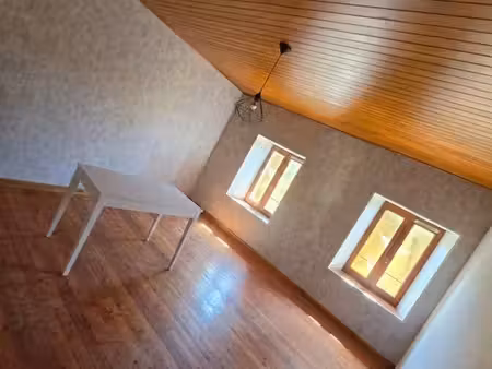 appartement 2ème et dernier étage