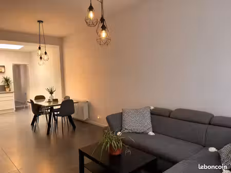 maison centre ville 90m2 avec cour