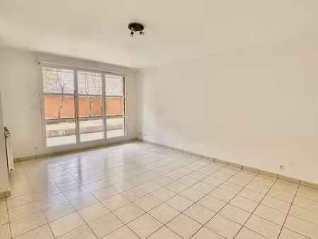 appartement 4 pièces - neuilly sur marne
