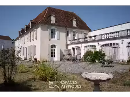 maison de caractère au coeur d'un village historique