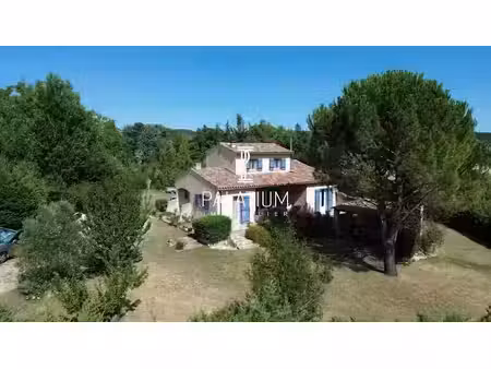 vente maison 5 pièces 102 m² à saint-etienne-les-orgues (04230)  365 000 €