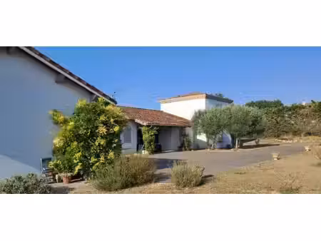 maison à vendre courrensan 7 pièce(s) 158m2 340 000€