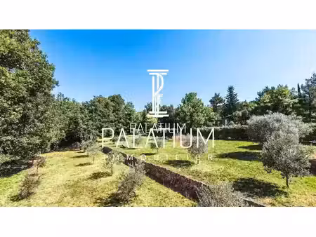 vente terrain 2063 m² à brue-auriac (83119)  180 000 €