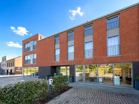 a louer : spacieux appartement 2 chambres