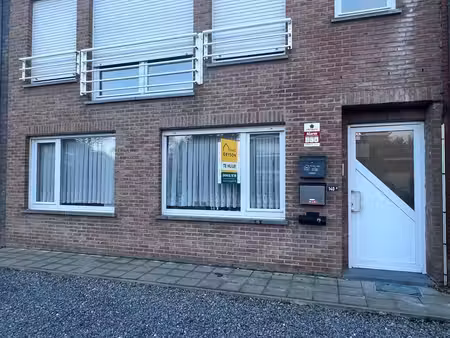 gelijkvloers appartement met 2 slaapkamers.