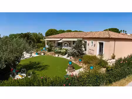 villa t5 avec garage double et piscine