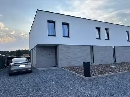 maison à louer à zutendaal € 1.900 (lr1bt) | zimmo