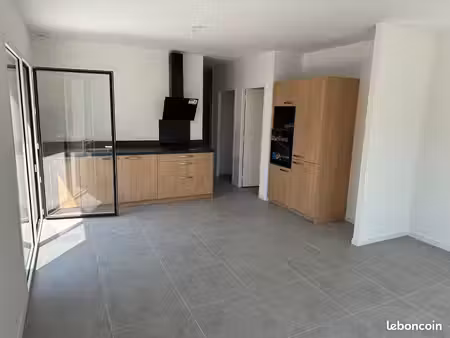 maison a louer 3 pièces