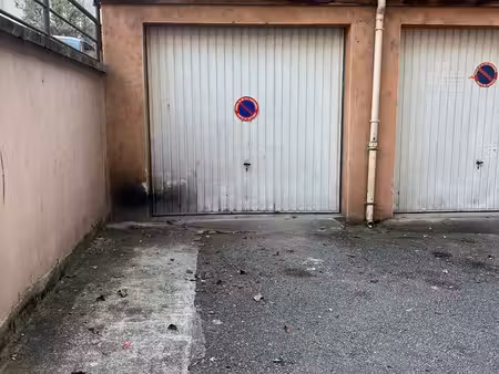 garage fermee