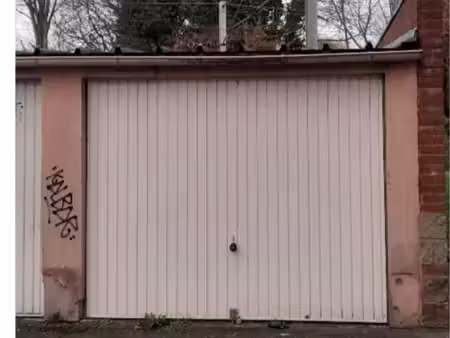 garage fermé sécurisé - secteur rue des cèdres