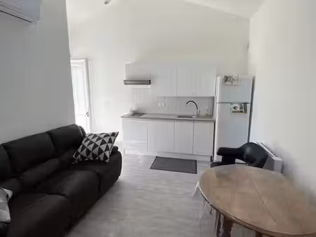 appartement t2 meublé 33m² de plain-pied en centre-ville de labouheyre