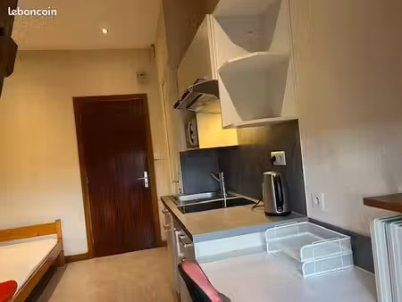 appartement 1 piece 19 m2