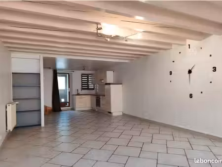 maison a bellegarde a louer