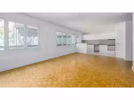 location appartement 3 pièces 91.53 m² à ville-d'avray (92410)  1 820 €