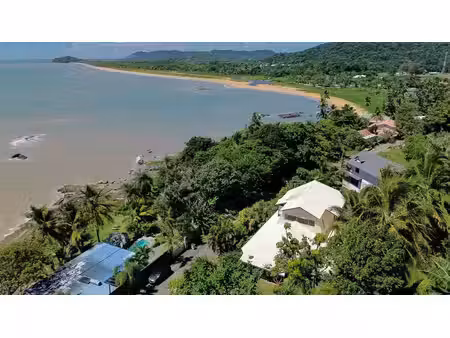dpt guyane  à vendre cayenne bourda maison t4 de 158 m² avec vue mer