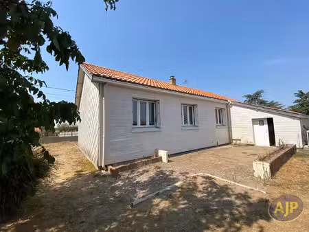 location maison 5 pièces 73 m² à boussay (44190)