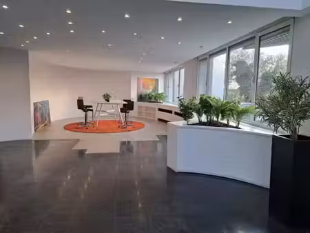 nice offices for rent