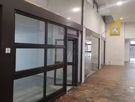 commerce à vendre  70 m²